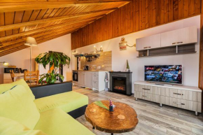 Snug Apartments - Private Parking near DownTown